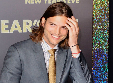 Эштон Катчер (Ashton Kutcher) / splashnews.com