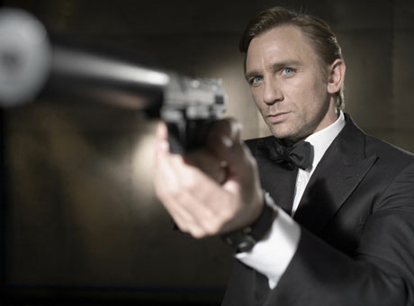 Дэниел Крэйг (Daniel Craig) в роли Джеймса Бонда / splashnews.com